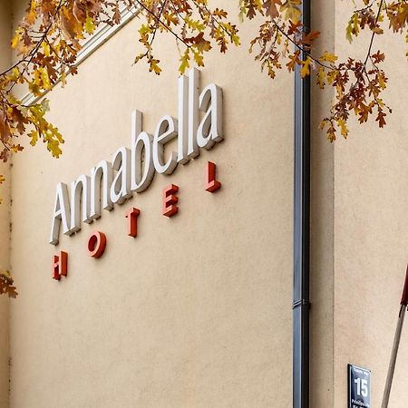 Hotel Annabella Riga Esterno foto